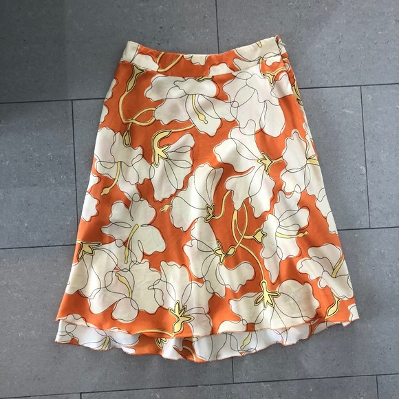 Moschino Dresses & Skirts - VINTAGE Moschino floral silk midi skirt size 4